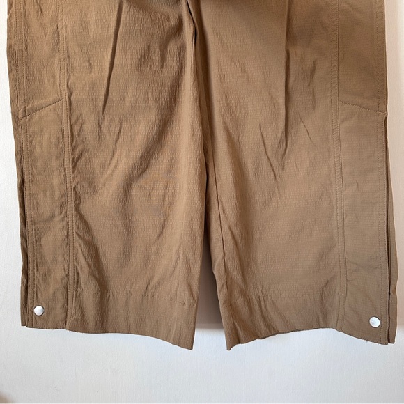 Athleta Trekkie High Rise Parachute Pant, Big Sur Brown, 4 Petite - Picture 5 of 11